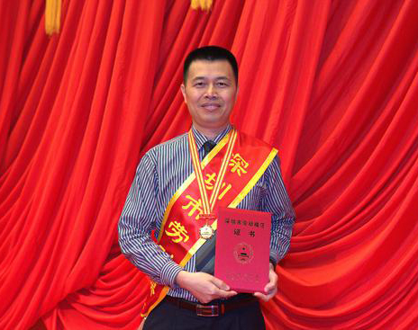 勞動創(chuàng)造幸福！全國勞動模范劉中華：設計“鳥巢”鋼結構一戰(zhàn)成名！