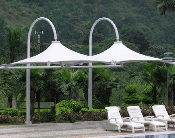 膜結構景觀雨陽傘面對突發(fā)性自然狀況該如何預防？