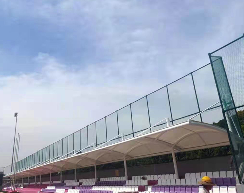 佛蘭空間膜結構公司在廣州市增城區(qū)某學校操場膜結構看臺工程圓滿驗收！