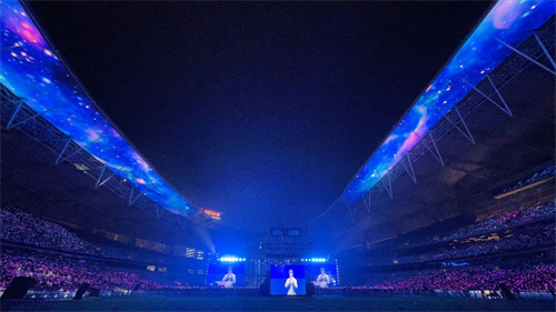 膜結構搭配燈光，打造頂級賽事沉浸觀感