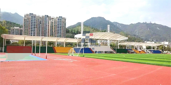 湖北?？的そY構體育看臺